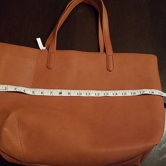 SALE 1 left!Vegan leather oversized tote - Picture 6 of 8